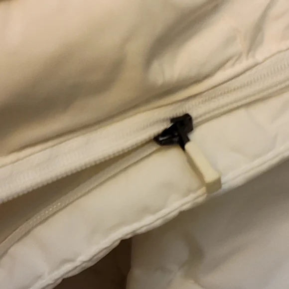 Calvin Klein Infinite Stretch White Jacket Size PXL - Picture 8 of 16